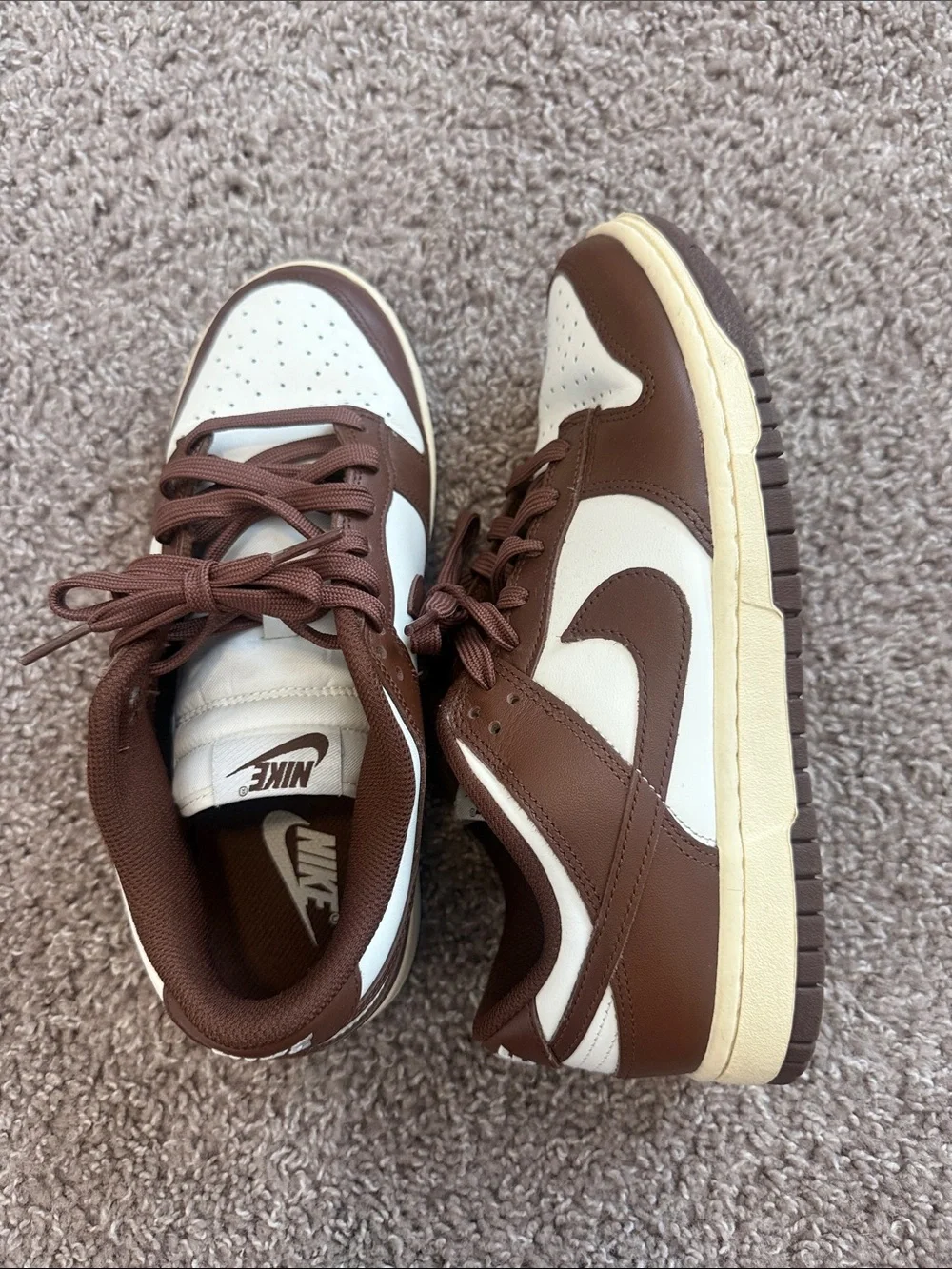 Nike Women’s Brown and Cream Low Top Sneakers